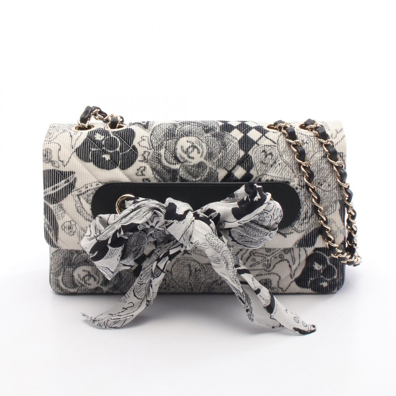 CHANEL シャネル シェブロン Vステッチ ショルダーバッグ - メルカリ