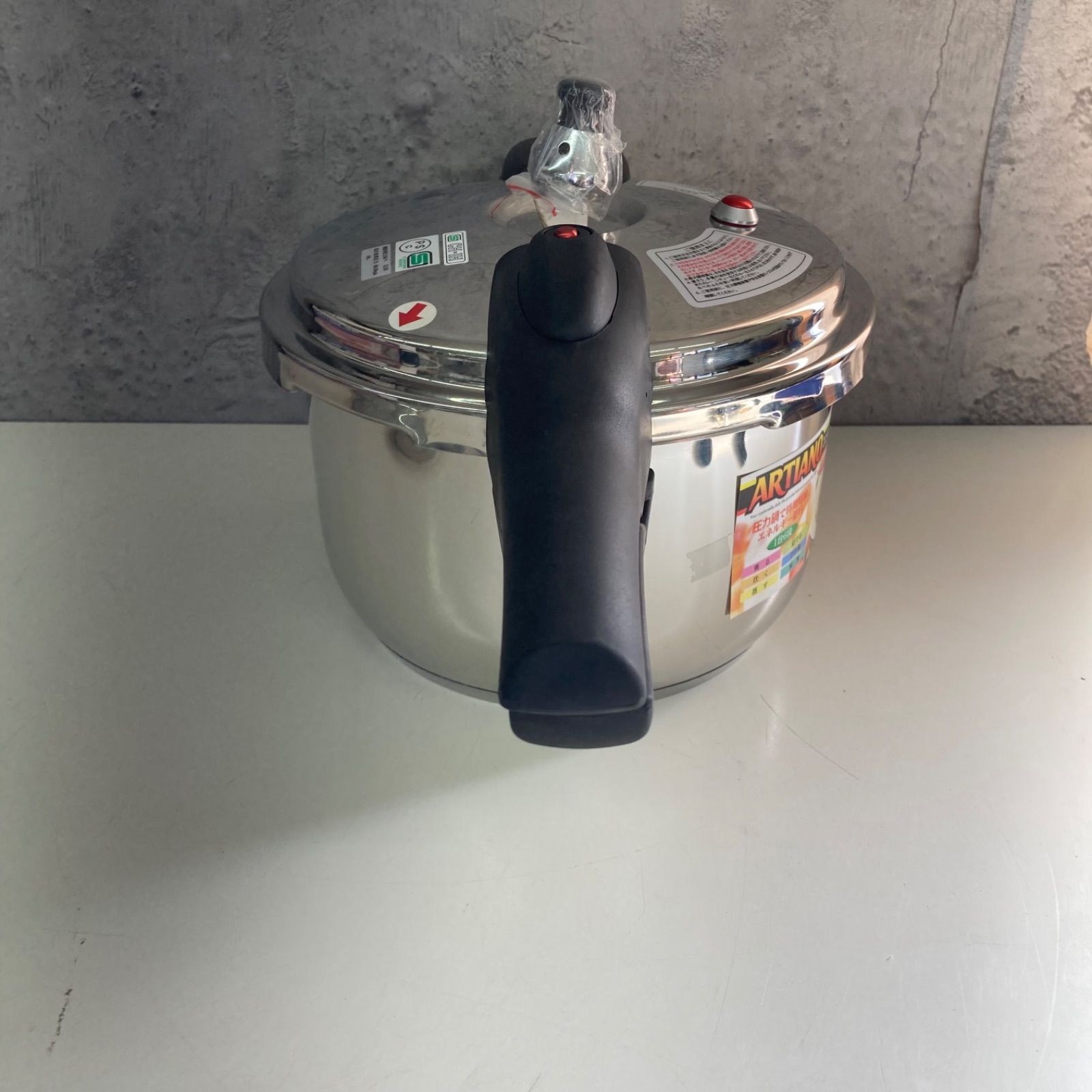 ARTIANO アルティアーノ AT-1 18-8ステンレス製 圧力鍋3.5l ガラス蓋