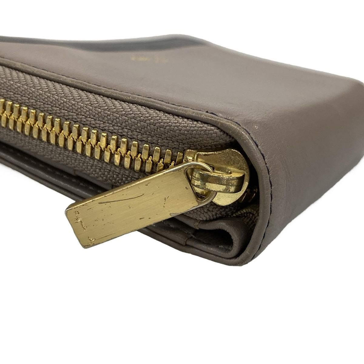 【agnès b.】二つ折り財布（グレーベージュ）タグ・箱付き agnes b アニエスベー 二つ折りウォレット ブランドギフト可 (Agnes b