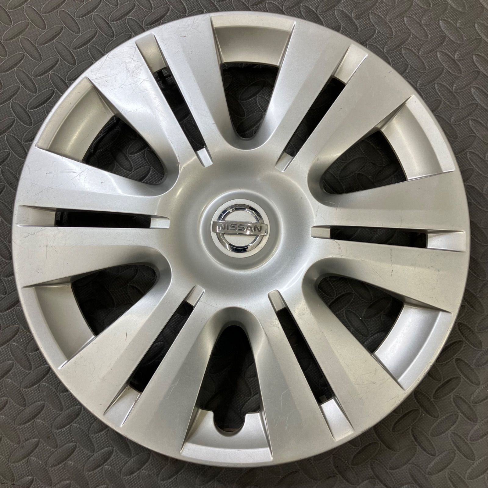 日産 キャラバン NV350 ホイールキャップ 1枚 ホイールカバー 純正 