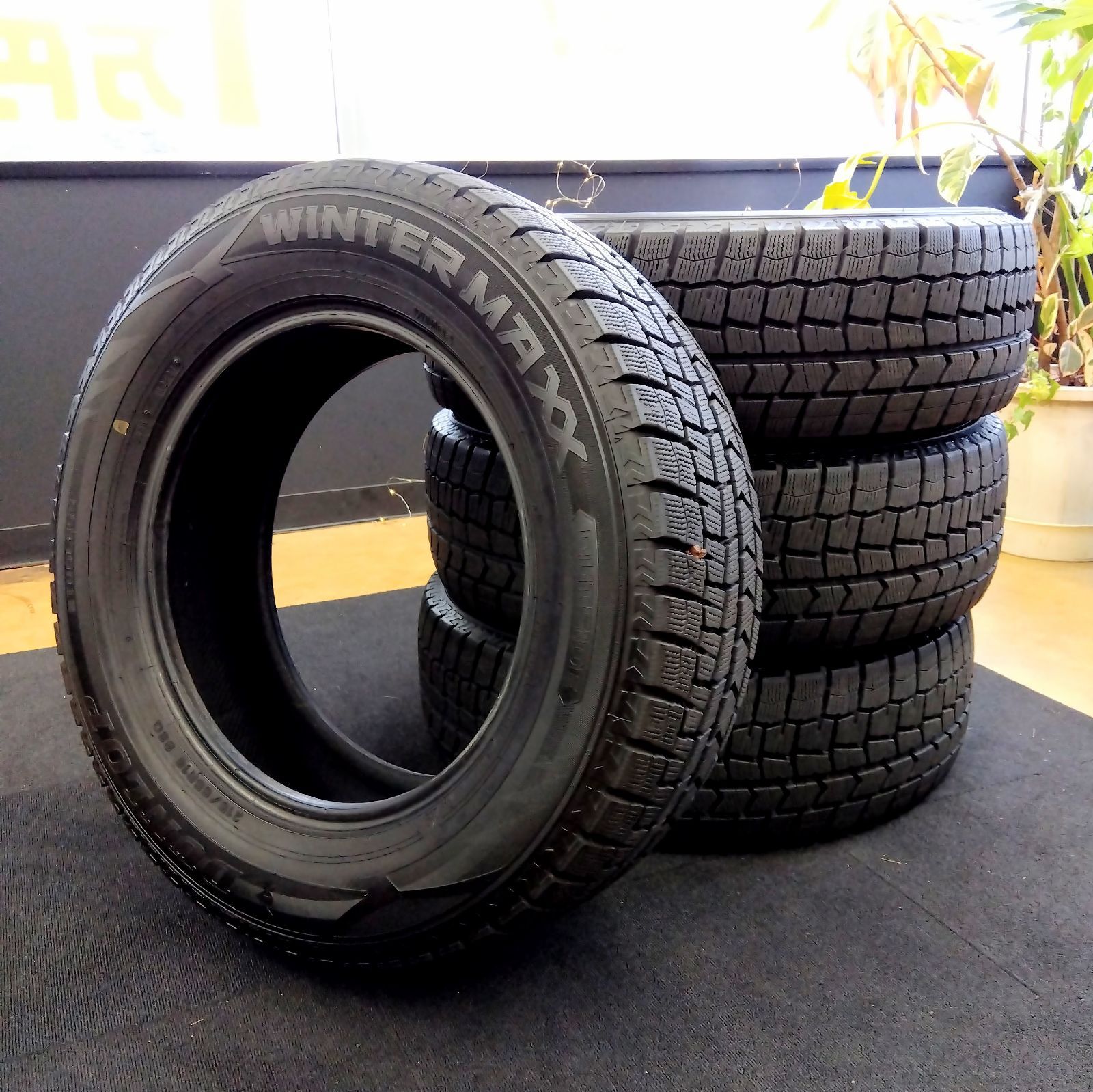 送料無料】【215/65R16】訳あり中古 スタッドレスタイヤ 4本セット