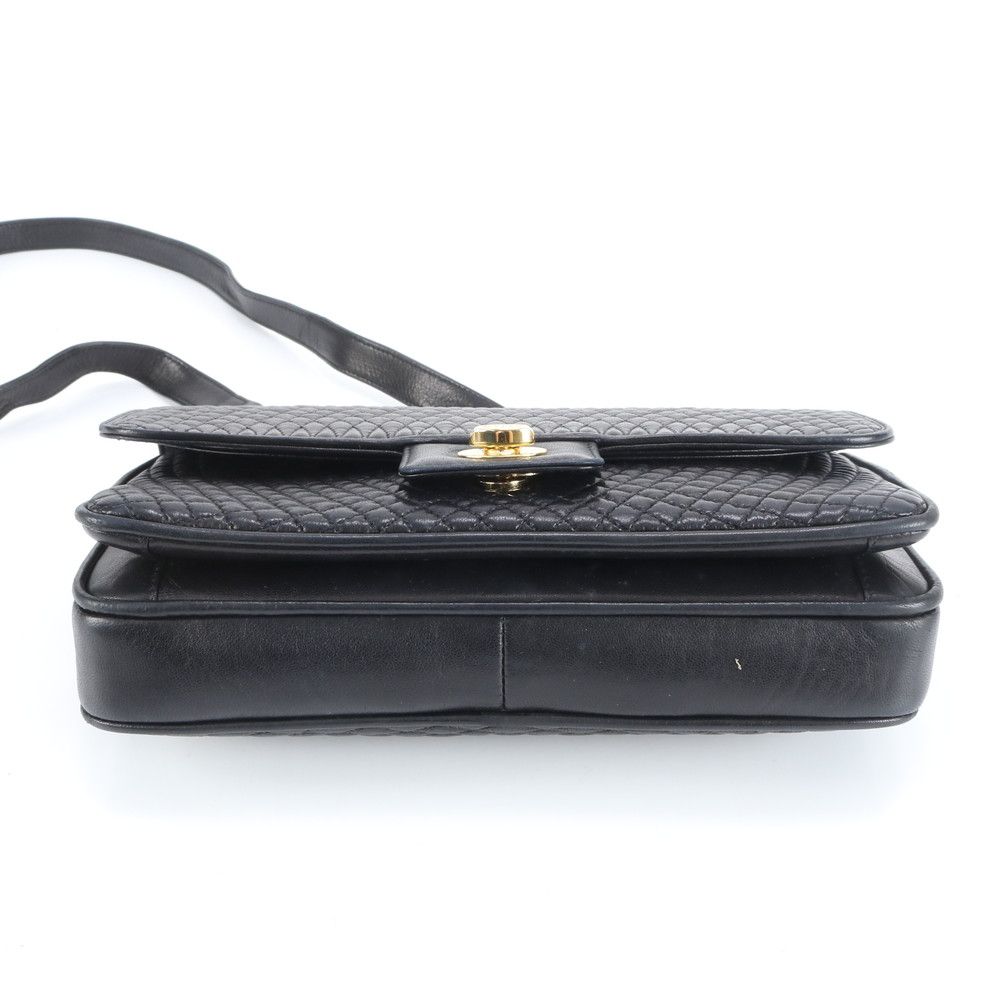 極美品 バリー キルティング レザー ショルダーバッグ 斜め掛け ハンド