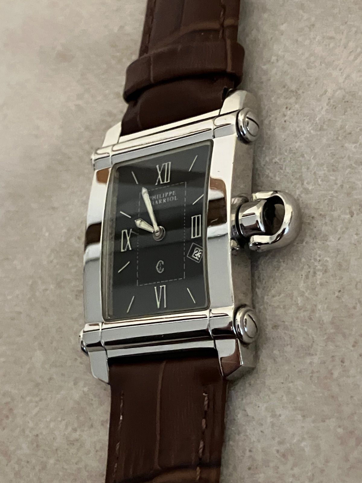 値下げ 稼働★PHILIPPE CHARIAL QZ腕時計 電池、皮ベルト新品 稼働☆ PHILIPPE CHARRIOL QZ腕時計 電池、革ベルト新品 - メルカリ