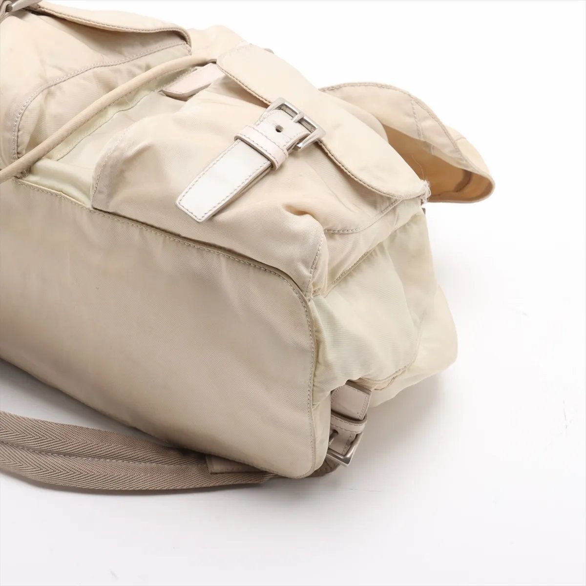 プラダ テスート ナイロン トライアングルロゴ リュックサック