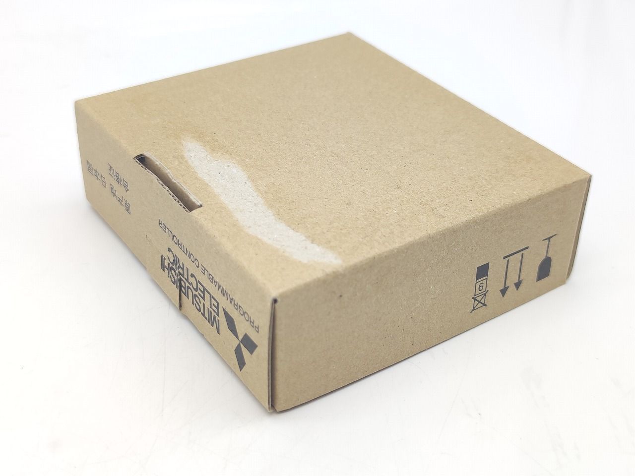  インボイス対応 箱マジック書込いたみあり 2025年製 三菱 QY 82 P 電設資材 材料 資材