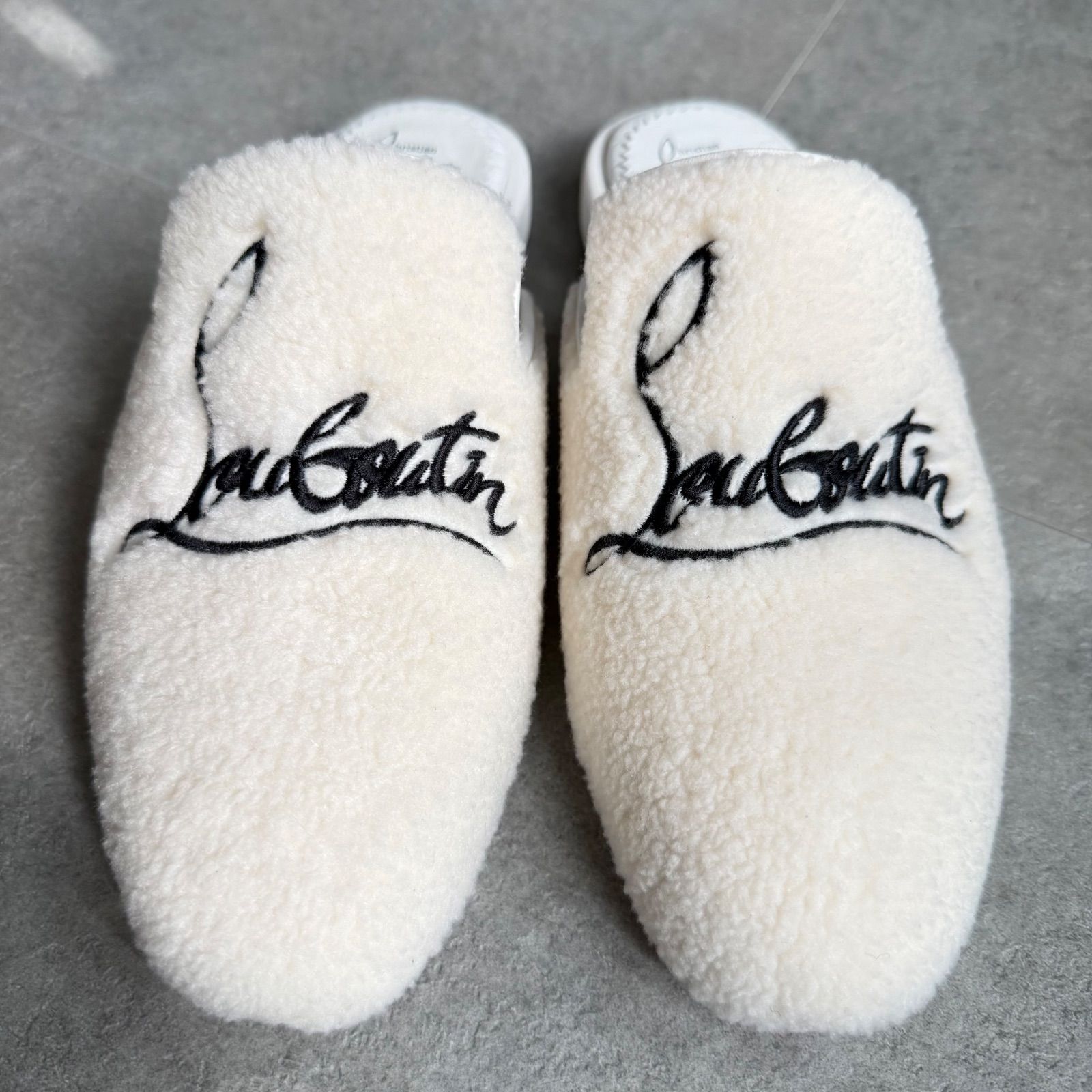極美品 Christian Louboutin クリスチャンルブタン ファー ボア