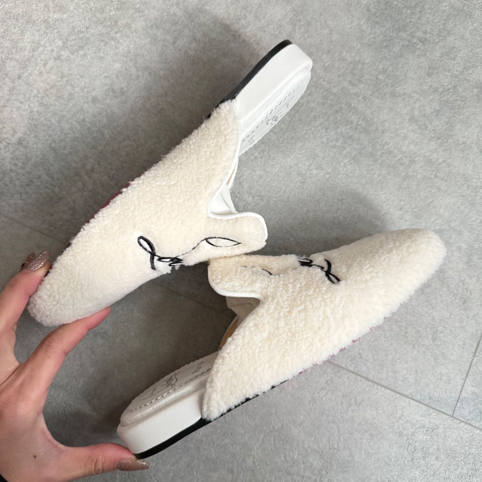 極美品 Christian Louboutin クリスチャンルブタン ファー ボア