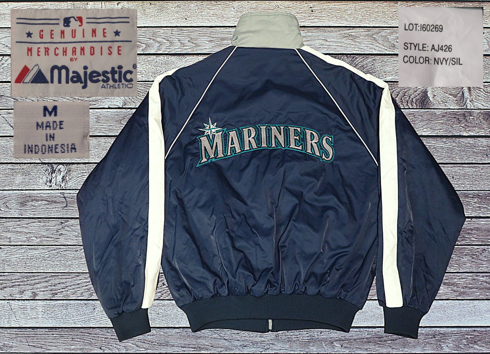 2010Majesticマリナーズ ナイロンジャケット MLB 状態良 XL 2010Majesticマリナーズ ナイロンジャケット MLB 状態良 XL