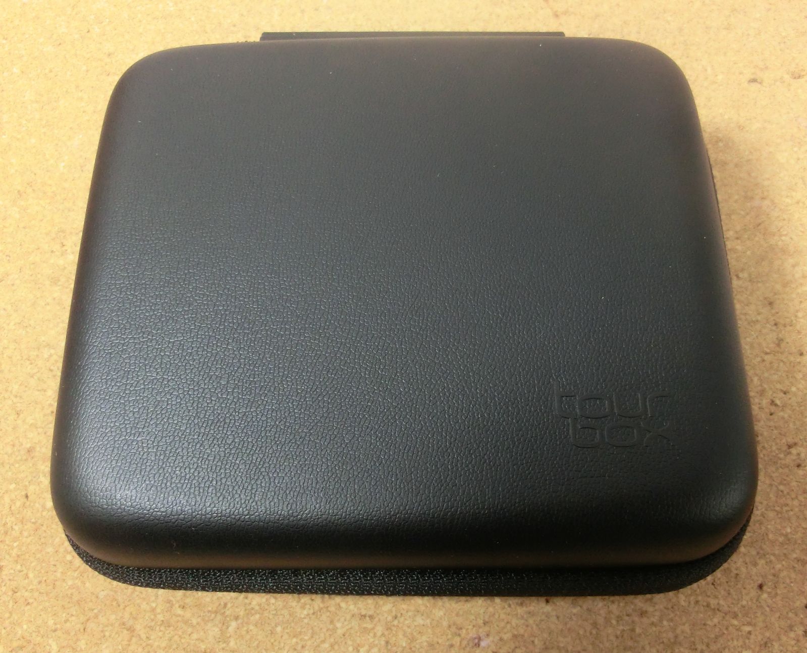 未使用品 TourBox Elite Plus TourBox用キャリーケース付き - メルカリ