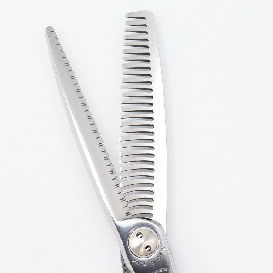 美品】刃物屋トギノン クイーンサクセス ツイスター セニング 5.8