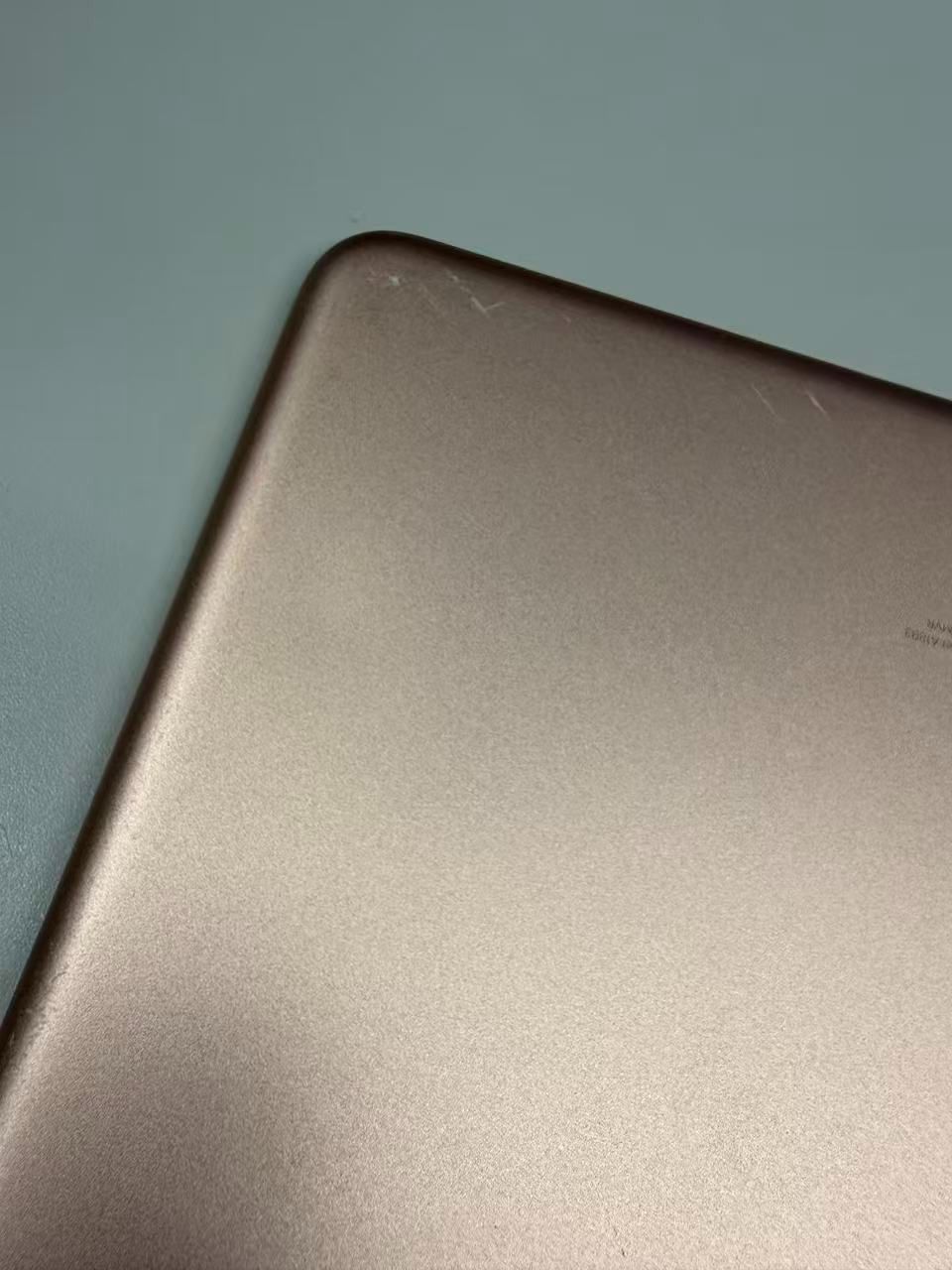 電池86% iPad (第6世代) 32GB ゴールド WiFiモデル - メルカリ