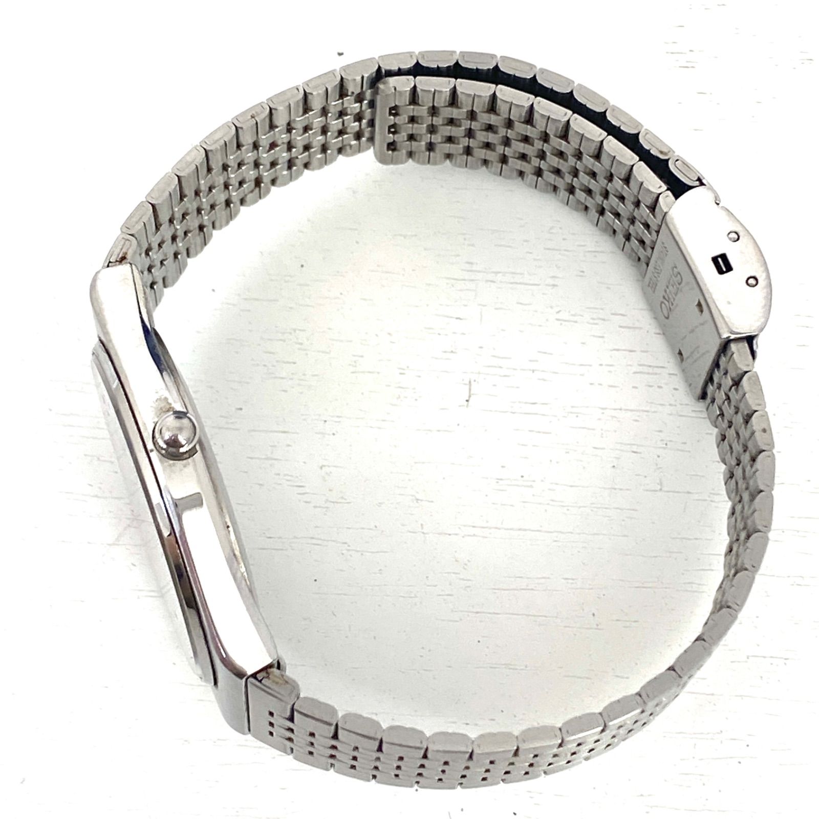 SEIKO セイコー メンズ 腕時計 エンブレムクオーツMHA030 シルバー 