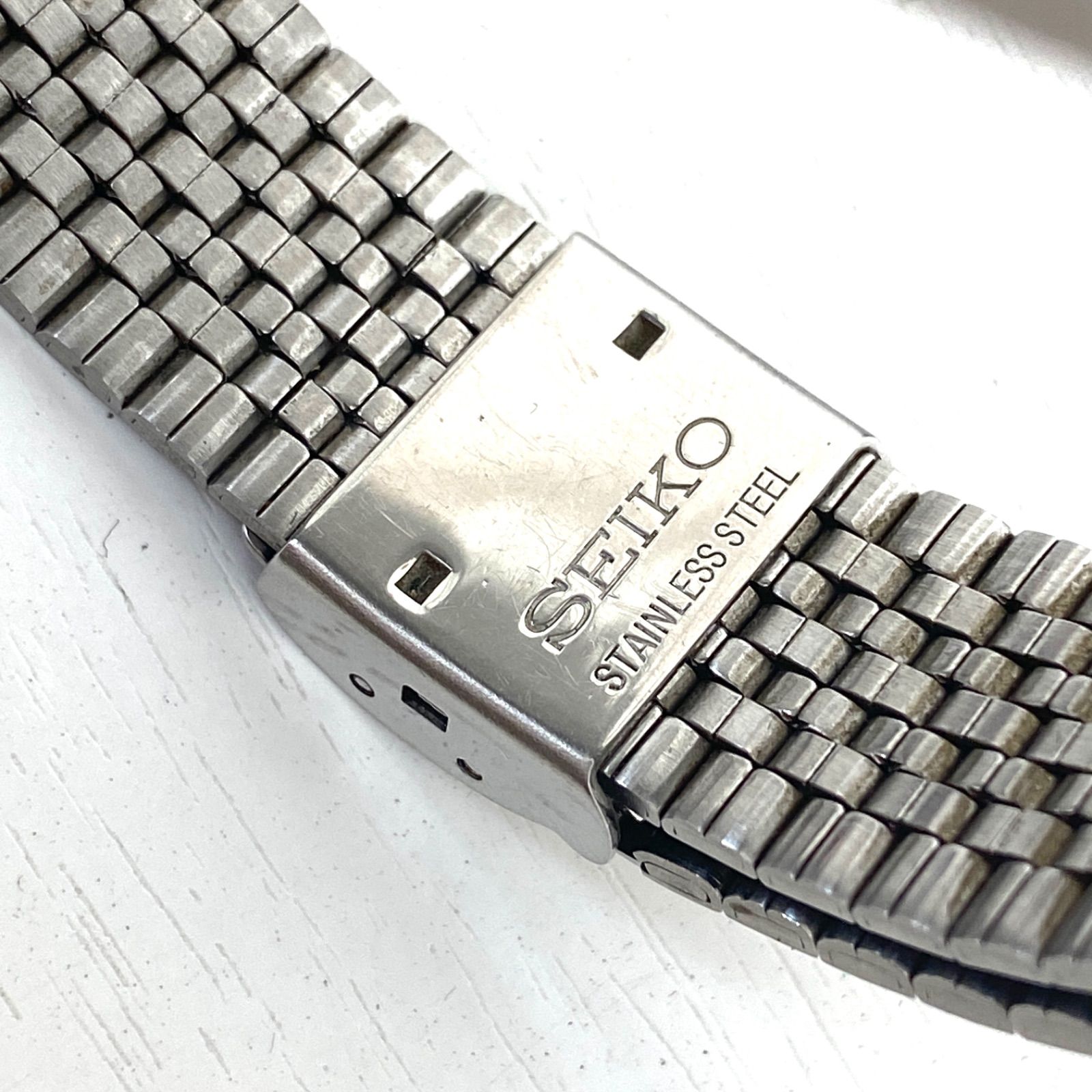 SEIKO セイコー メンズ 腕時計 エンブレムクオーツMHA030 シルバー 