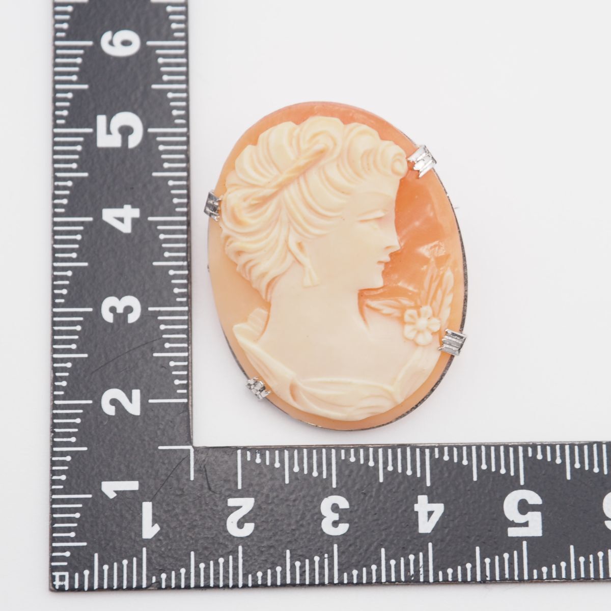 ヴィンテージ樹脂カメオ - クラシックな女性の横顔 - 7色 - 18 x 13 mm