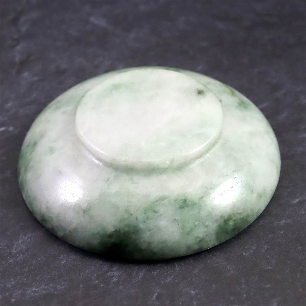 ミャンマー産 グリーン翡翠 ヒスイ 55mm小皿 27.8g 【榎本通商92742