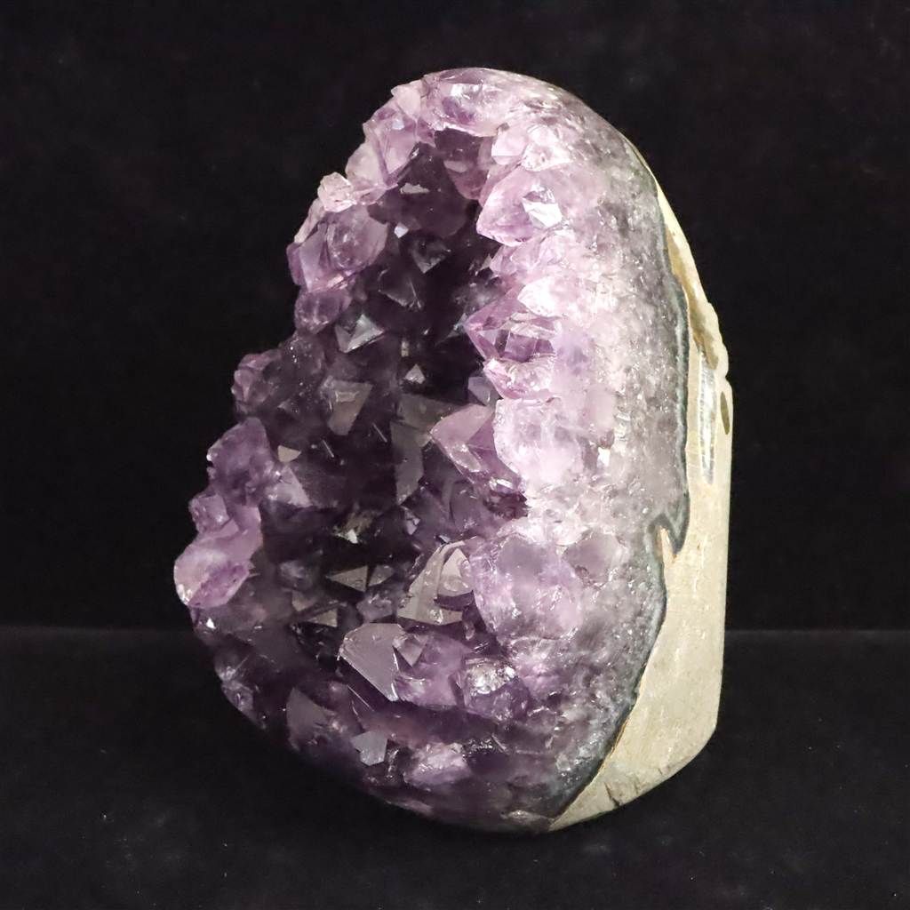 ウルグアイ産 アメジストドーム 83x92x125mm クラスター 原石 台付 1.1