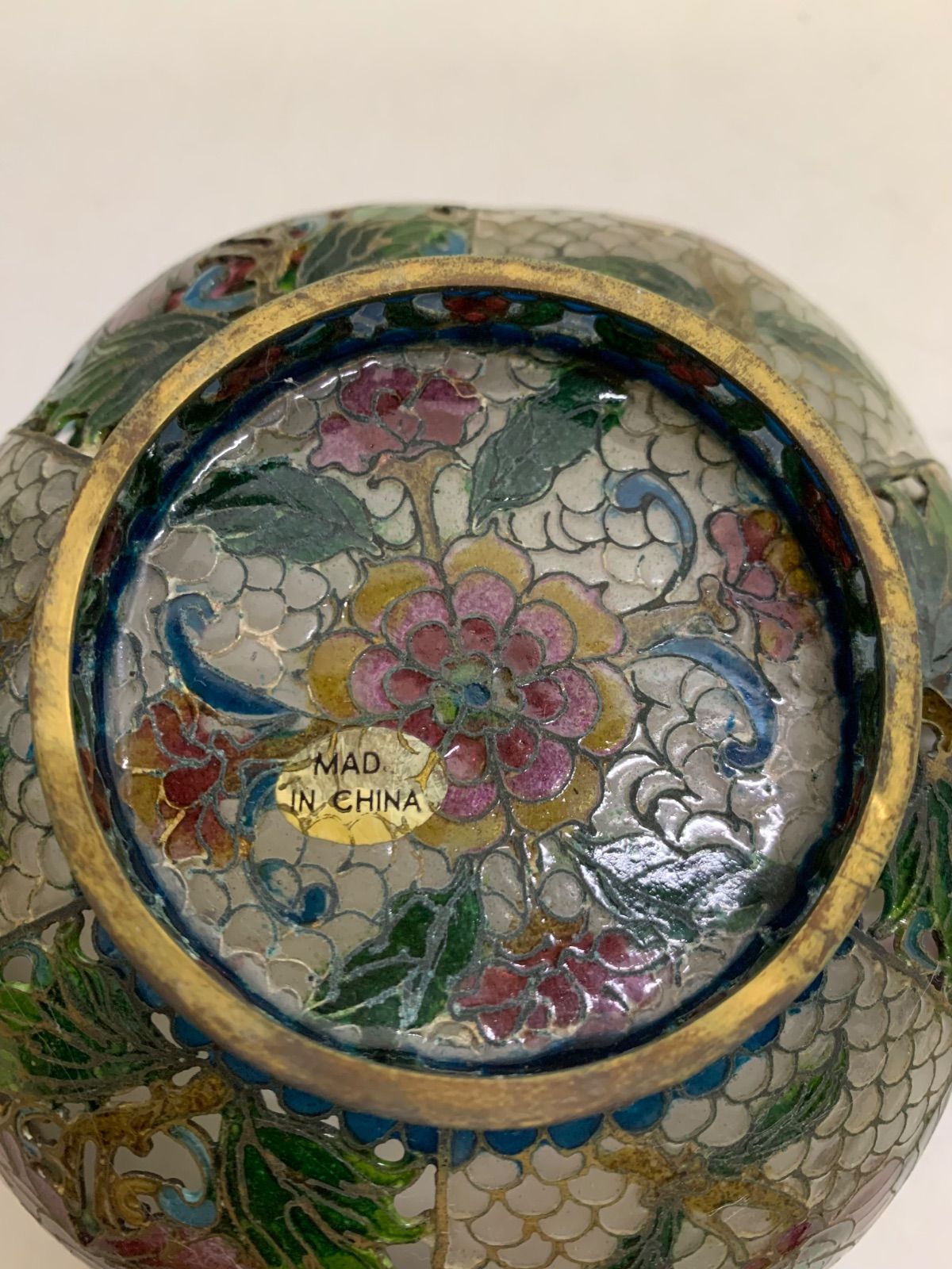 中国古玩 花紋鉢 菓子器 透胎七宝 有線七宝 透かし碗 ステンドグラス風