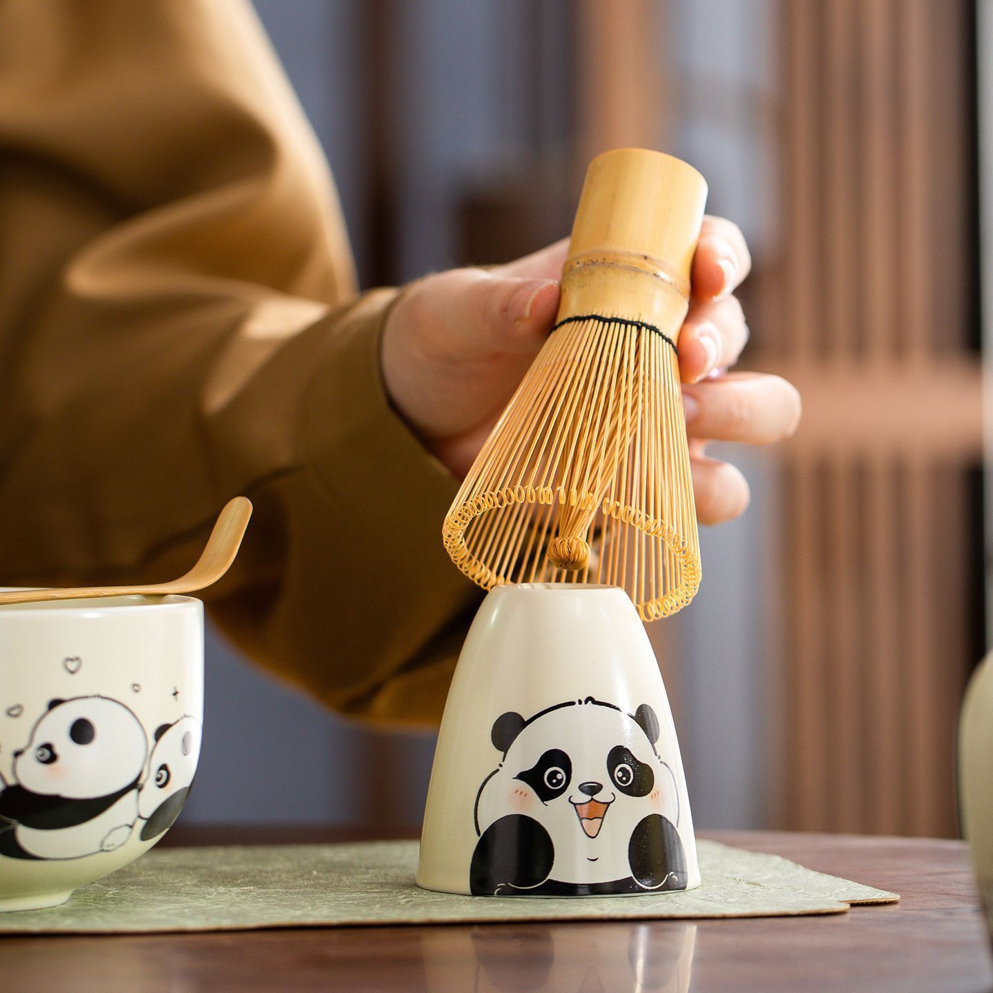 新品・未使用】草灰パンダ抹茶碗セット、和風、松達抹茶道具、百本竹製