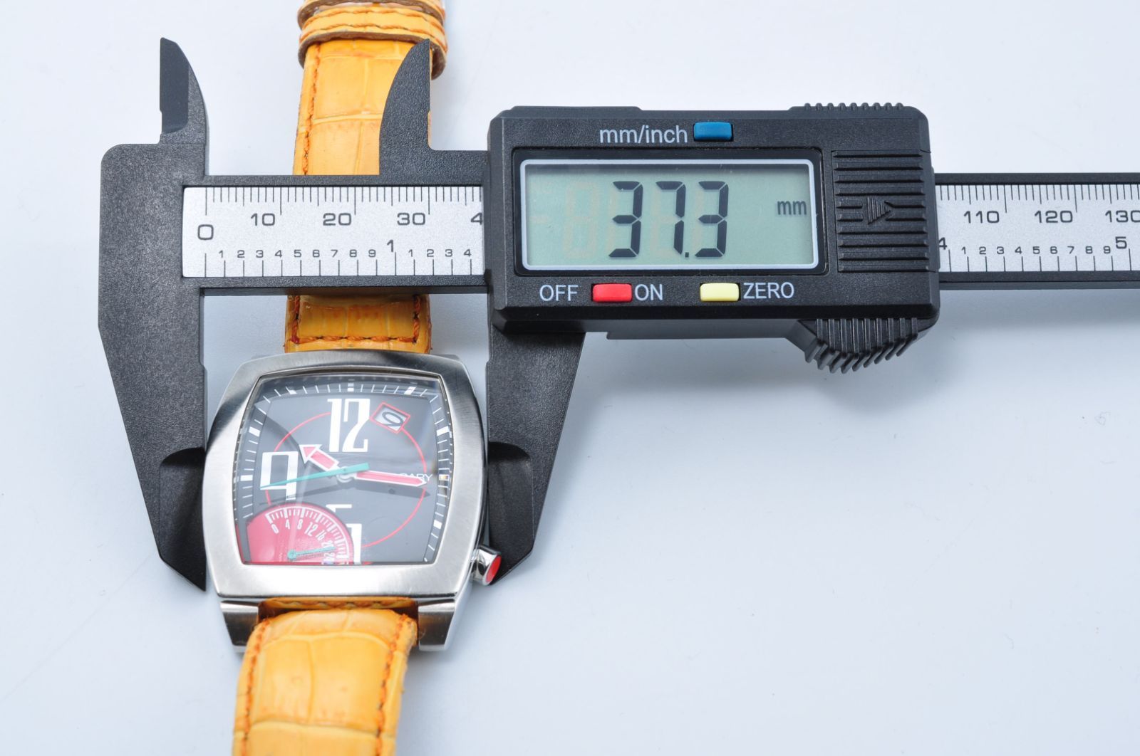 VAGARY ヴァガリー GD00-S055557 Quartz クォーツ Watch 腕時計 飛びアラビア Men's メンズ 新品バッテリー クリーニング済み VAGARY ヴァガリー GD00-S055557 Quartz クォーツ Watch 腕時計 飛びアラビア Men's メンズ 新品バッテリー クリーニング済み