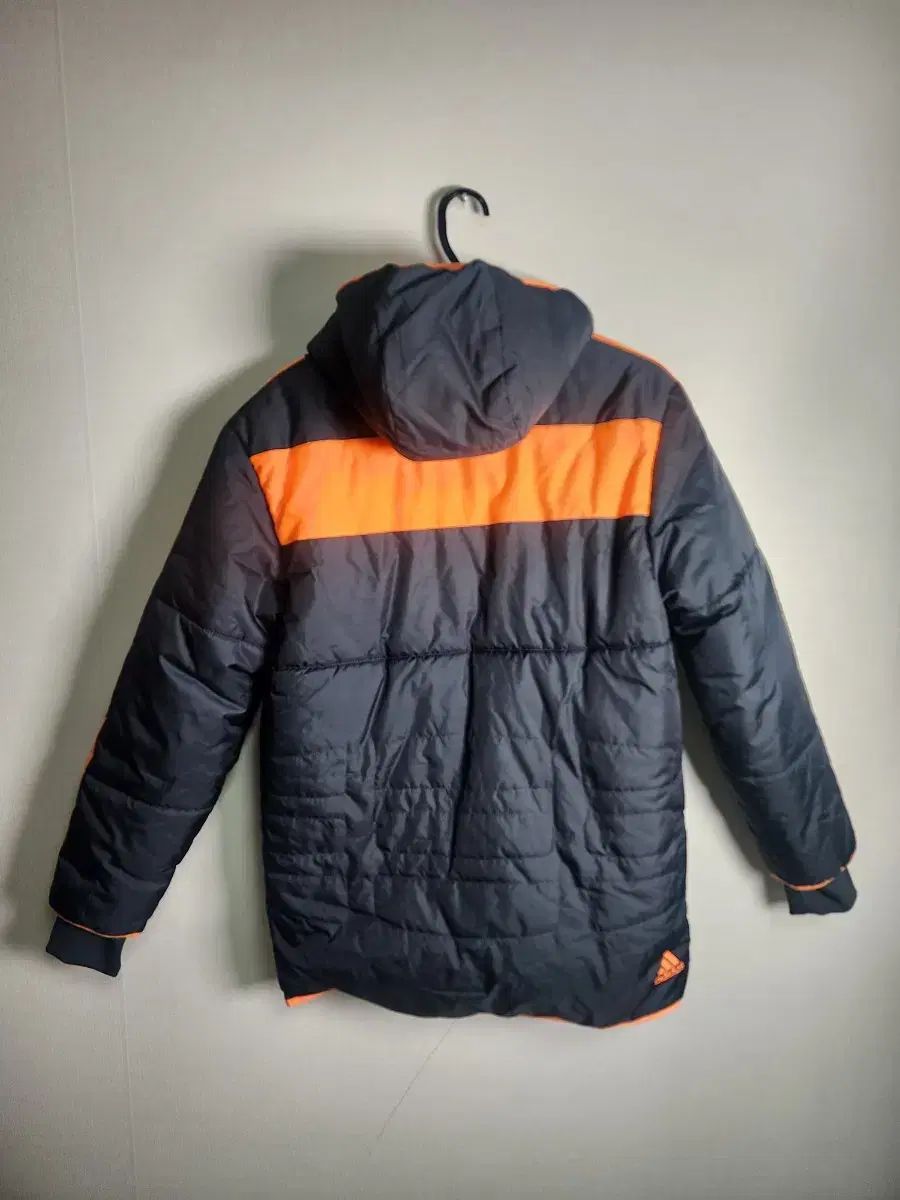 アディダス レアルマドリード ダウン 95 - メルカリ