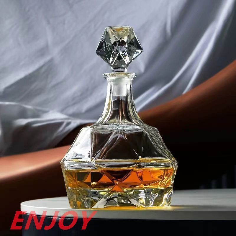 新品800ml ウイスキーデカンタ クラシック 酒デキャンタ ヴィンテージ