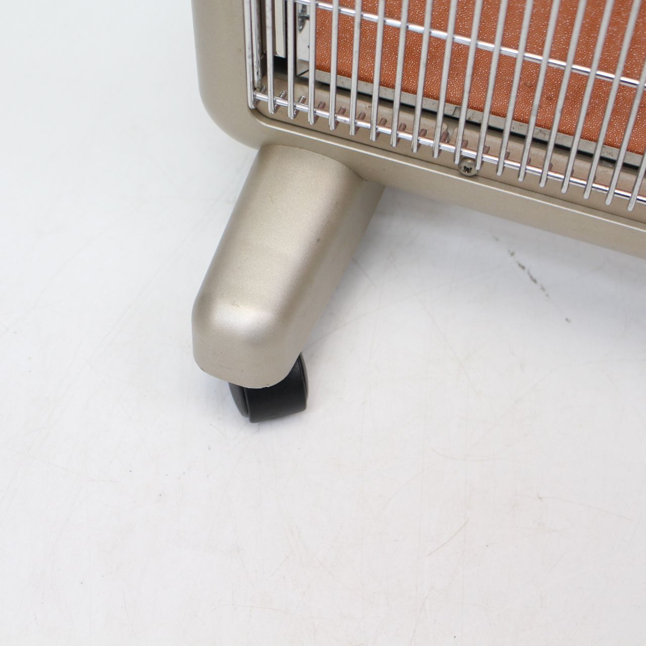 730)サンルミエ・エクセラ750 遠赤外線暖房器 N750L-GR - メルカリ