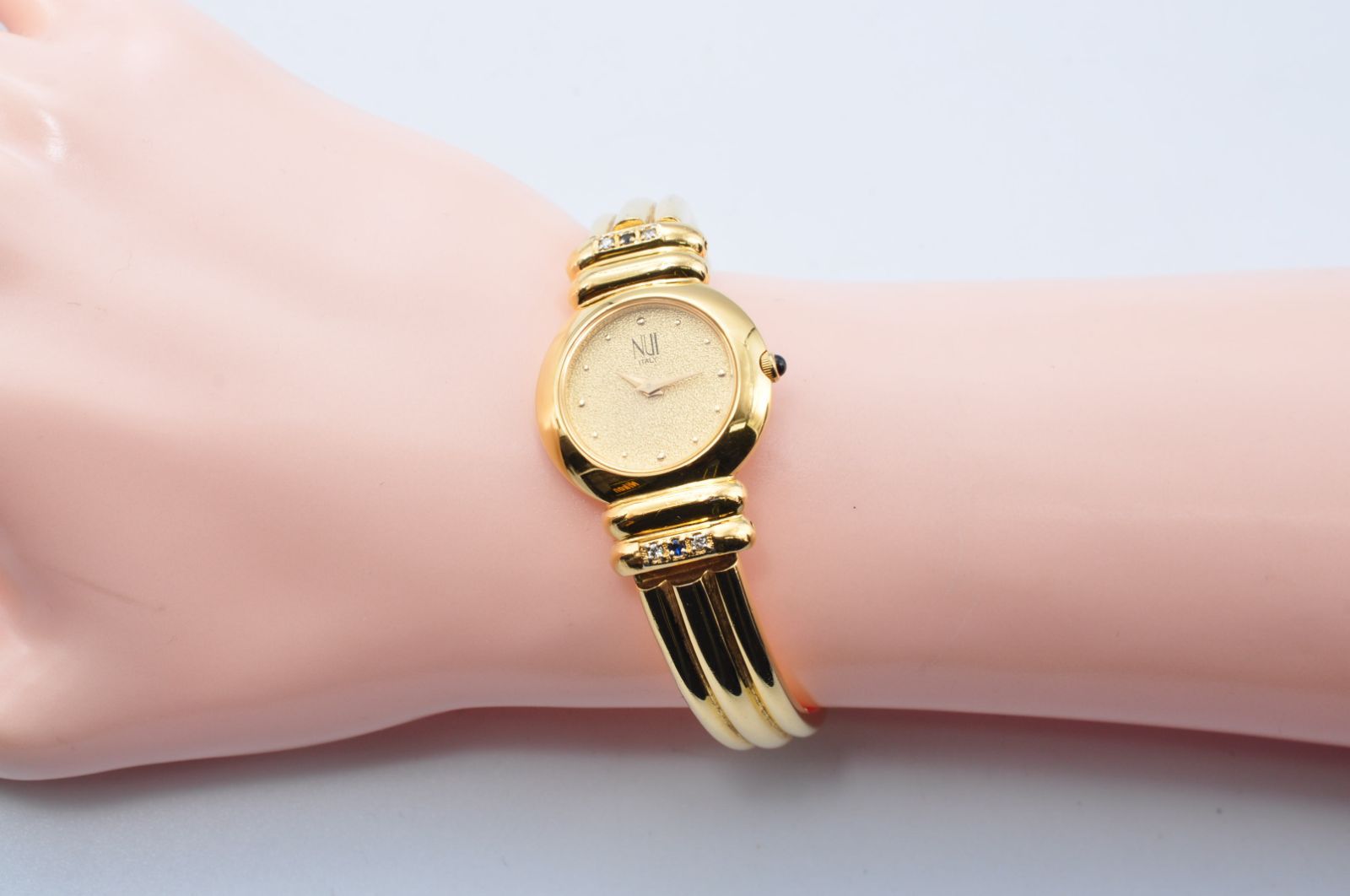 NUI ヌイ Quartz クォーツ Watch 腕時計 Gold ゴールド Made in Italy