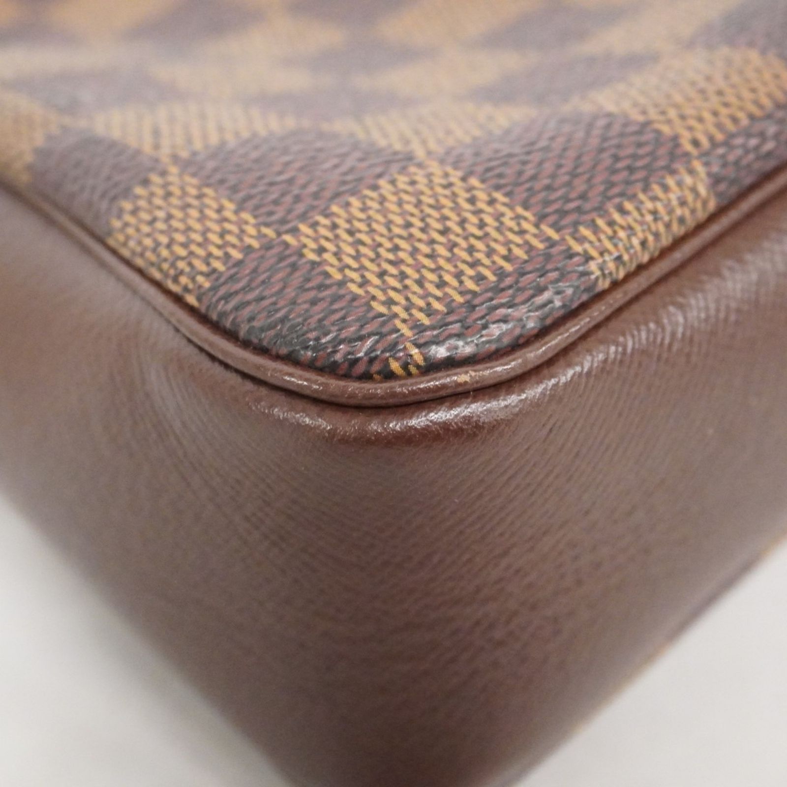 ルイ・ヴィトン(Louis Vuitton) ルイ・ヴィトン バッグ・ポーチ タイガ