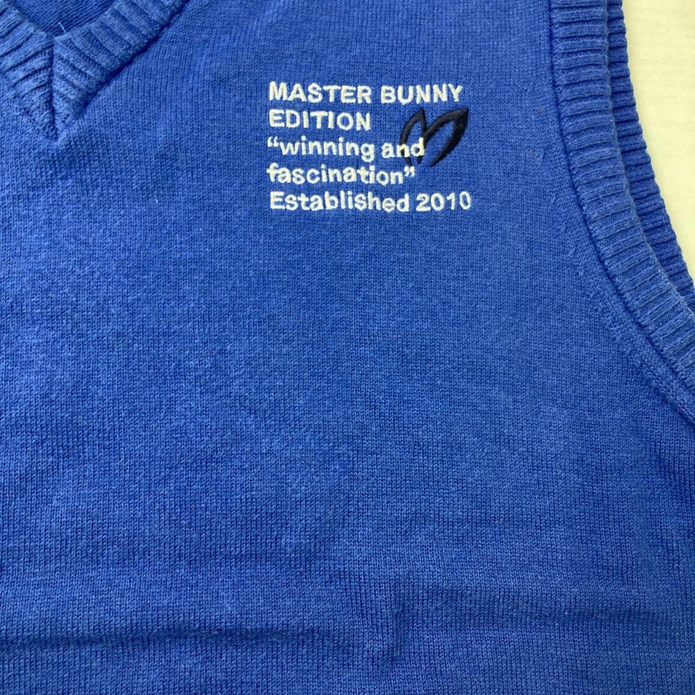 サイズ：5 MASTER BUNNY EDITION マスターバニーエディション Vネック