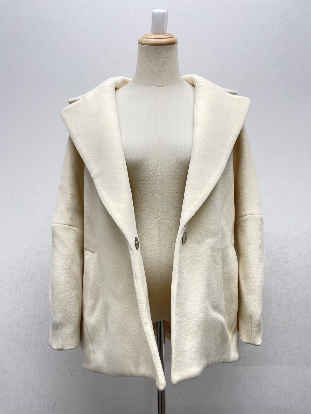 CS2156 セルフォード ウールショートコート アイボリー - メルカリ