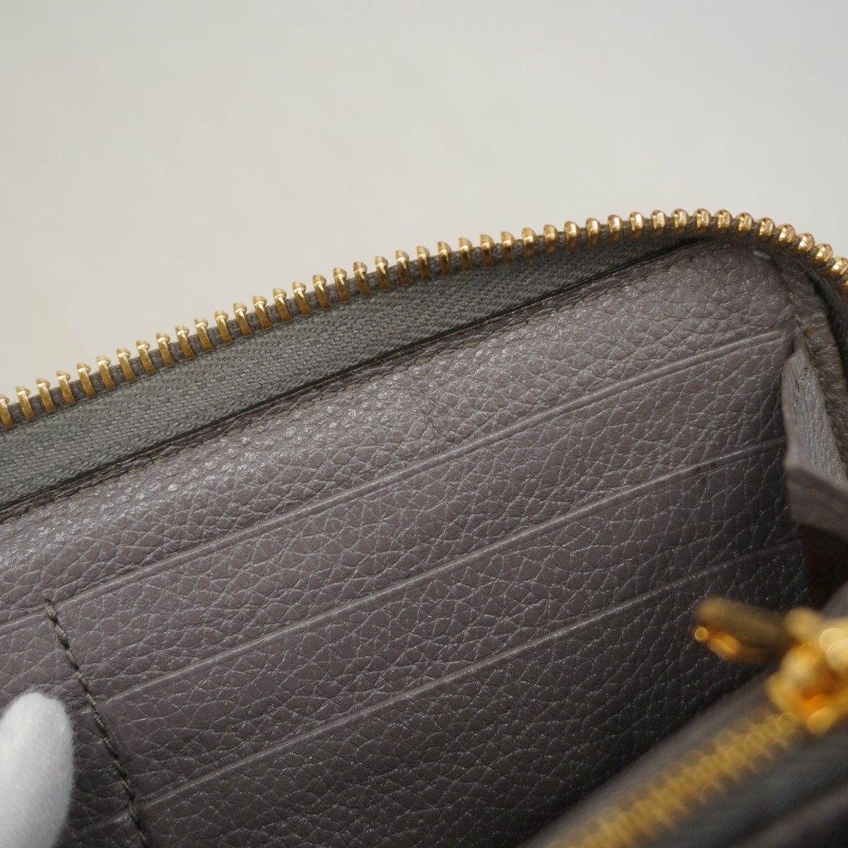 6ad3439-k】グッチ 長財布 ズゥミ 570661 レザー グレー ゴールド