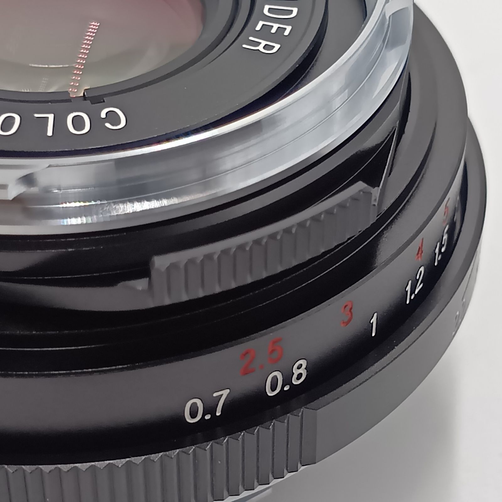 Voigtlander COLOR SKOPAR 35mm f/2.5 セット Amazon.co.jp: VoightLander 単焦点広角レンズ COLOR-SKOPAR 35mm F2.5