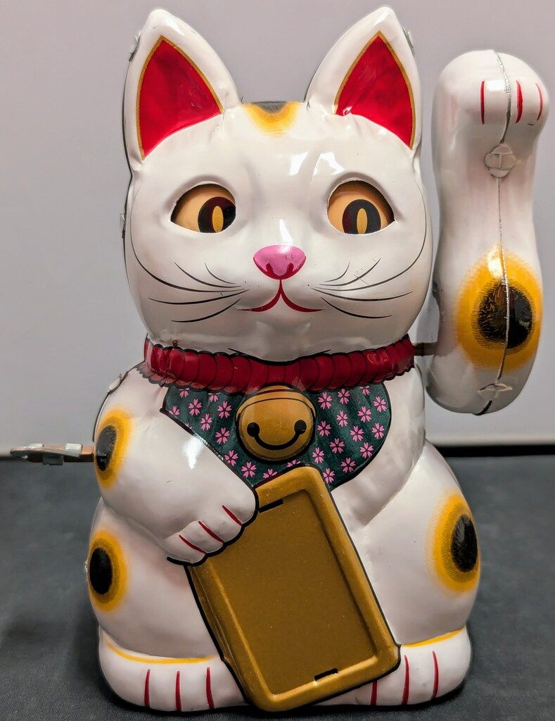 ビリケン商会 ゼンマイ歩行ブリキ まねき猫 白 - メルカリ