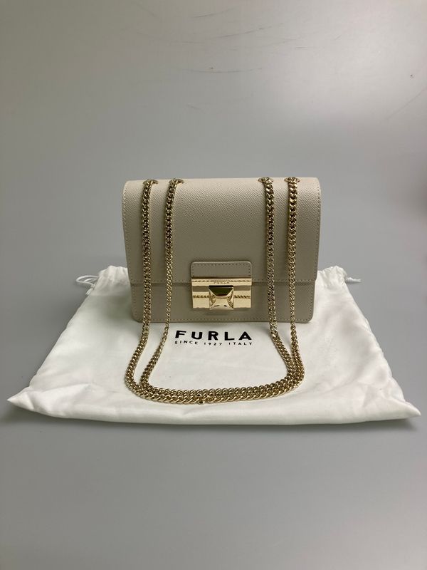 中古美品】Furla フルラ VENERE MINI CROSSBODY BAG ヴェネレ ミニ 