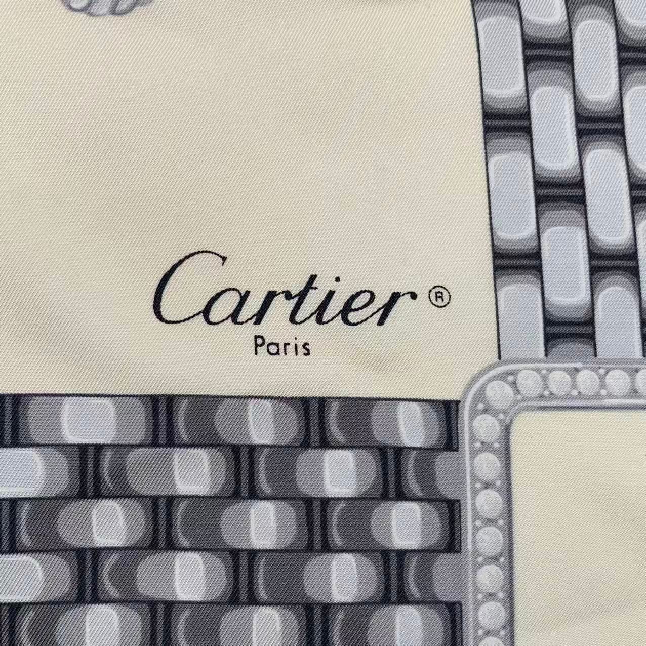 美品 Cartier カルティエ スカーフ シルク 大判 パンテール レオパード