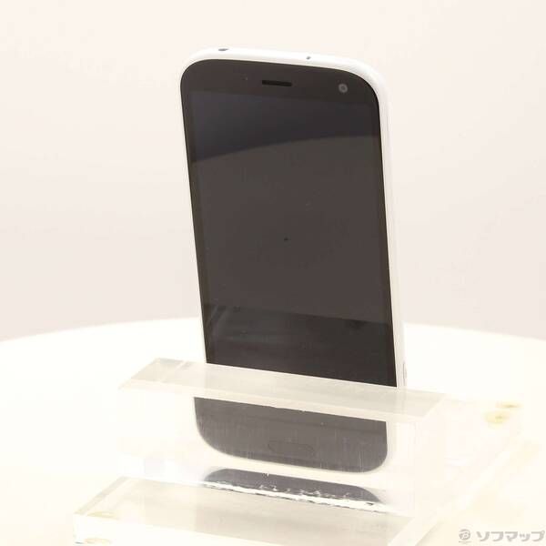 中古品〕 らくらくスマートフォン 64GB ホワイト F-52B docomo SIM