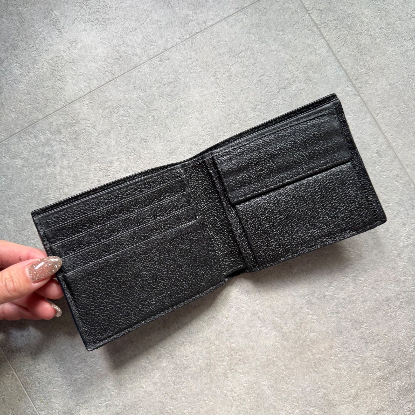 PRADA プラダ 二つ折り財布 シボ革 ネイビー ブラック ロゴ 2つ折り 