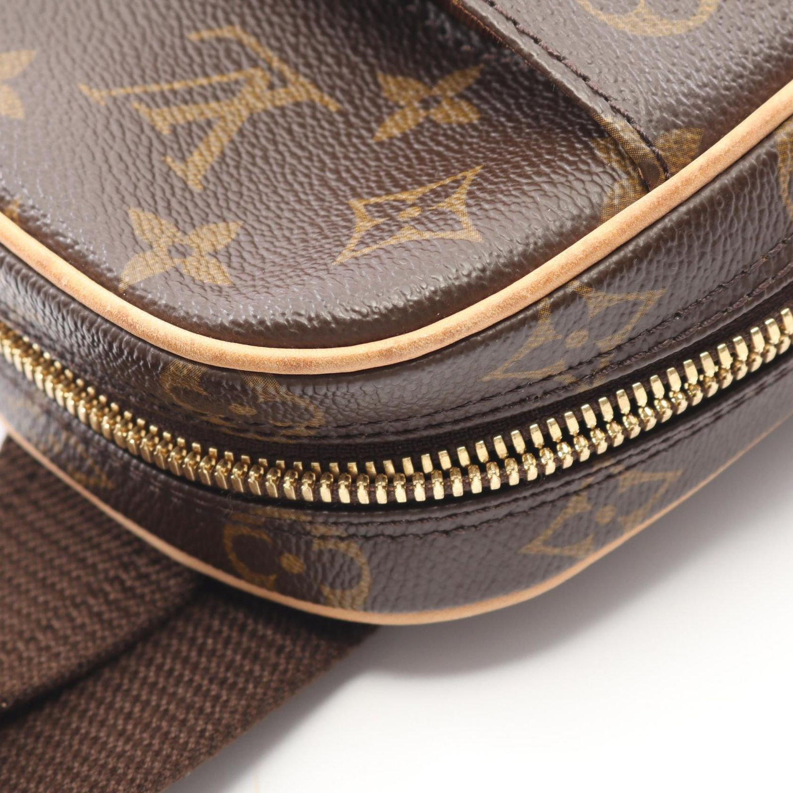 ルイヴィトン M51870 ポシェット ガンジュ ボディバッグ ウエストバッグ LOUIS VUITTON（ルイ・ヴィトン） 中古 ポシェットガンジュ モノグラム