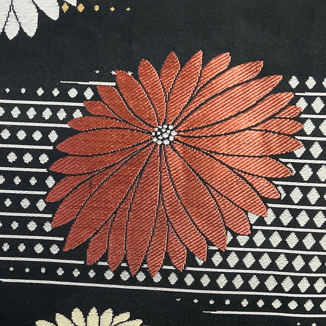 名古屋帯　アンティーク　菊花　菱　横縞　黒地　着物　014b d ms 名古屋帯 アンティーク 菊花 菱 横縞 黒地 着物 014b d ms 【公式通販】
