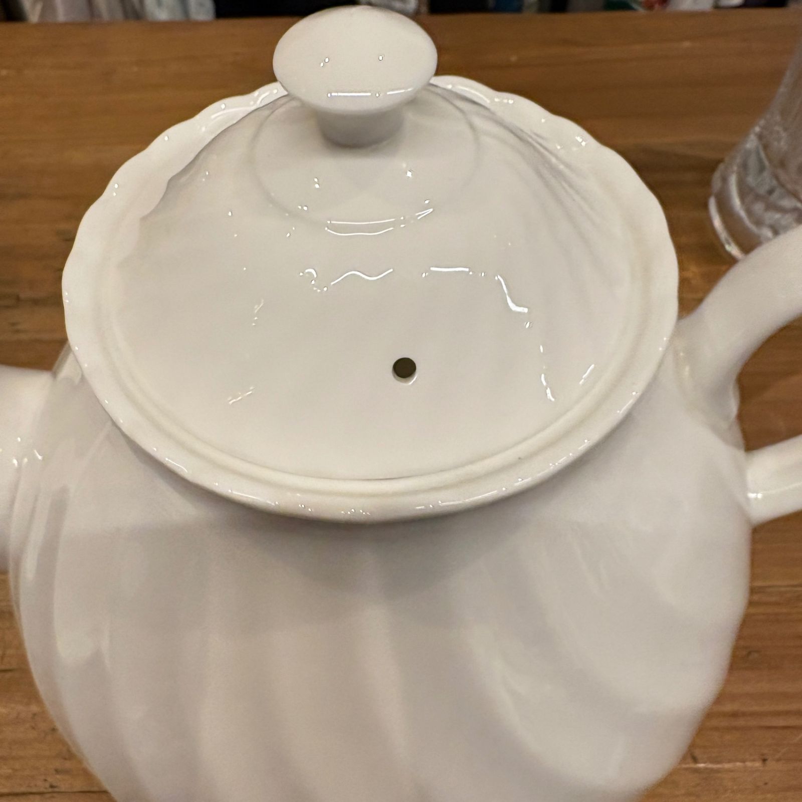 併売品 廃盤 WEDGWOOD ウェッジウッド キャンドルライト ティーポット ホワイト オフホワイト アイボリー 白 シロ