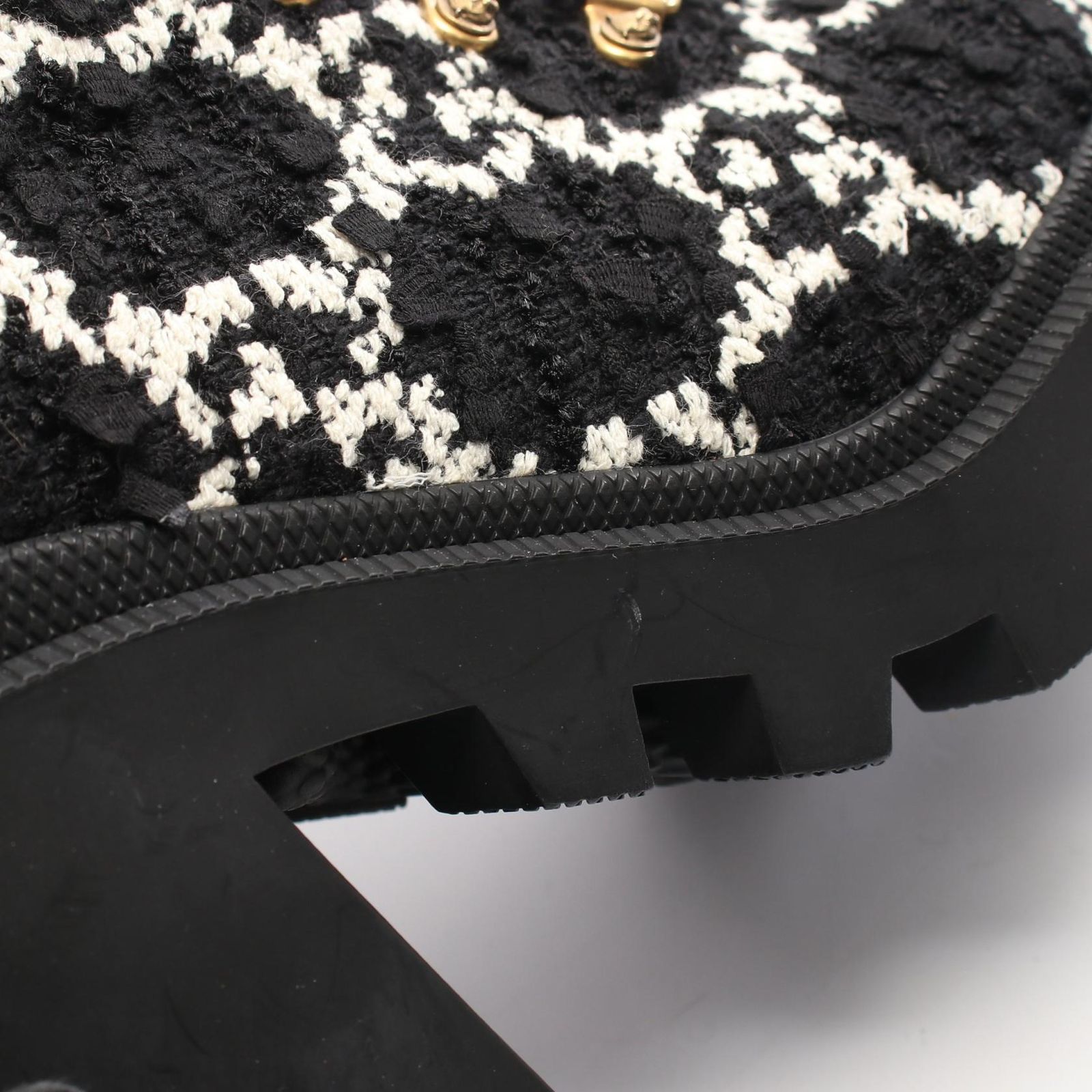 ら*び様 美品【GUCCI】グッチ ブーツGG柄 シェリーライン ブーティ 23 GUCCI☆ダブルG付き ウィメンズ アンクルブーツ☆すぐ届く！ (GUCCI