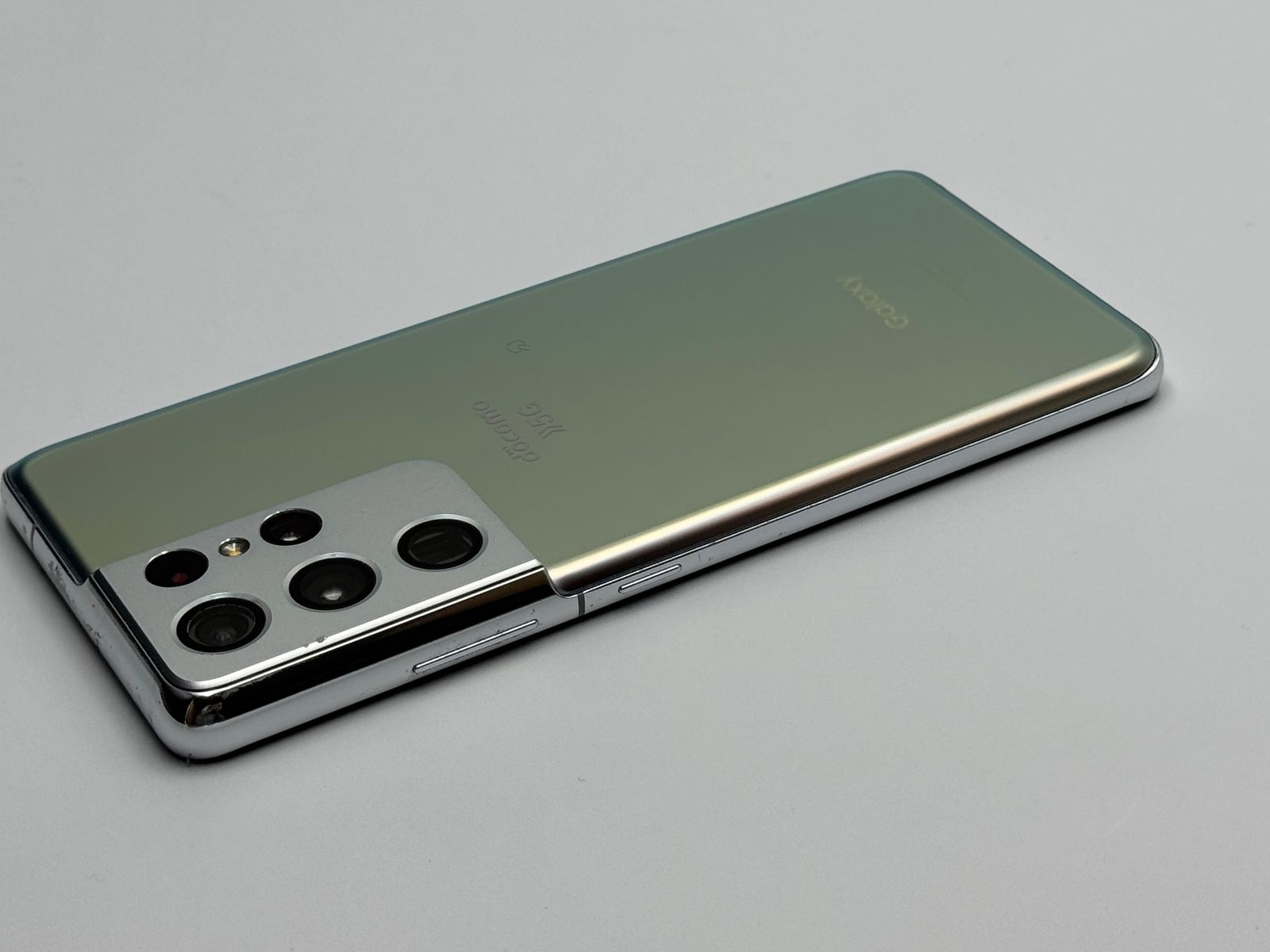 中古D】Galaxy S21 Ultra 5G SC-52B ファントムシルバー SIMフリー 白