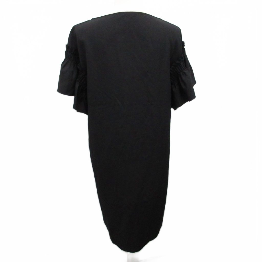 Salvatore Ferragamo ブラック 半袖ワンピース　38 Salvatore Ferragamo ブラック 半袖ワンピース 38 サルヴァトーレ