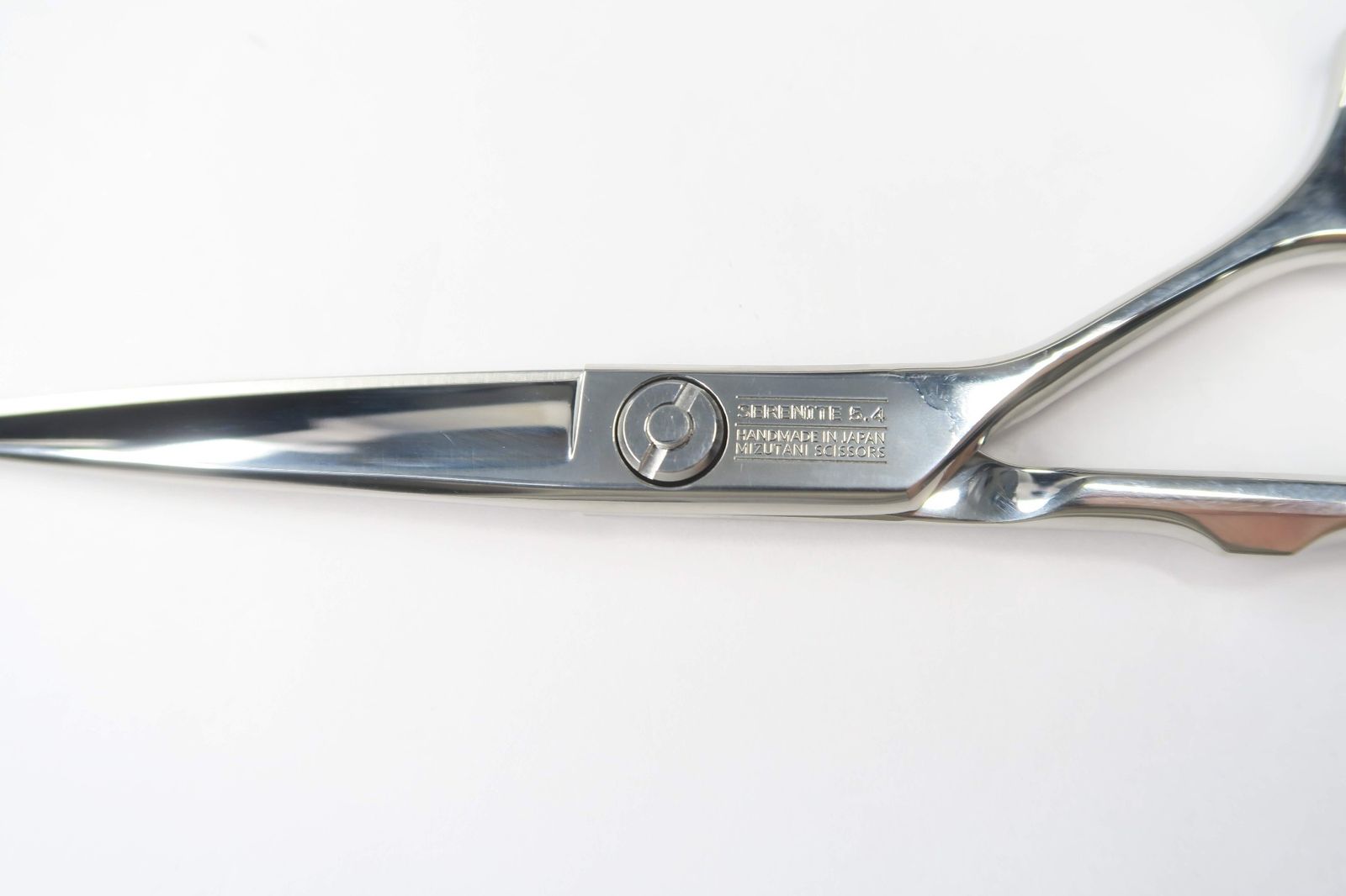 Bランク【MIZUTANI SCISSORS ミズタニシザーズ】 SERENITE 5.4 シザー