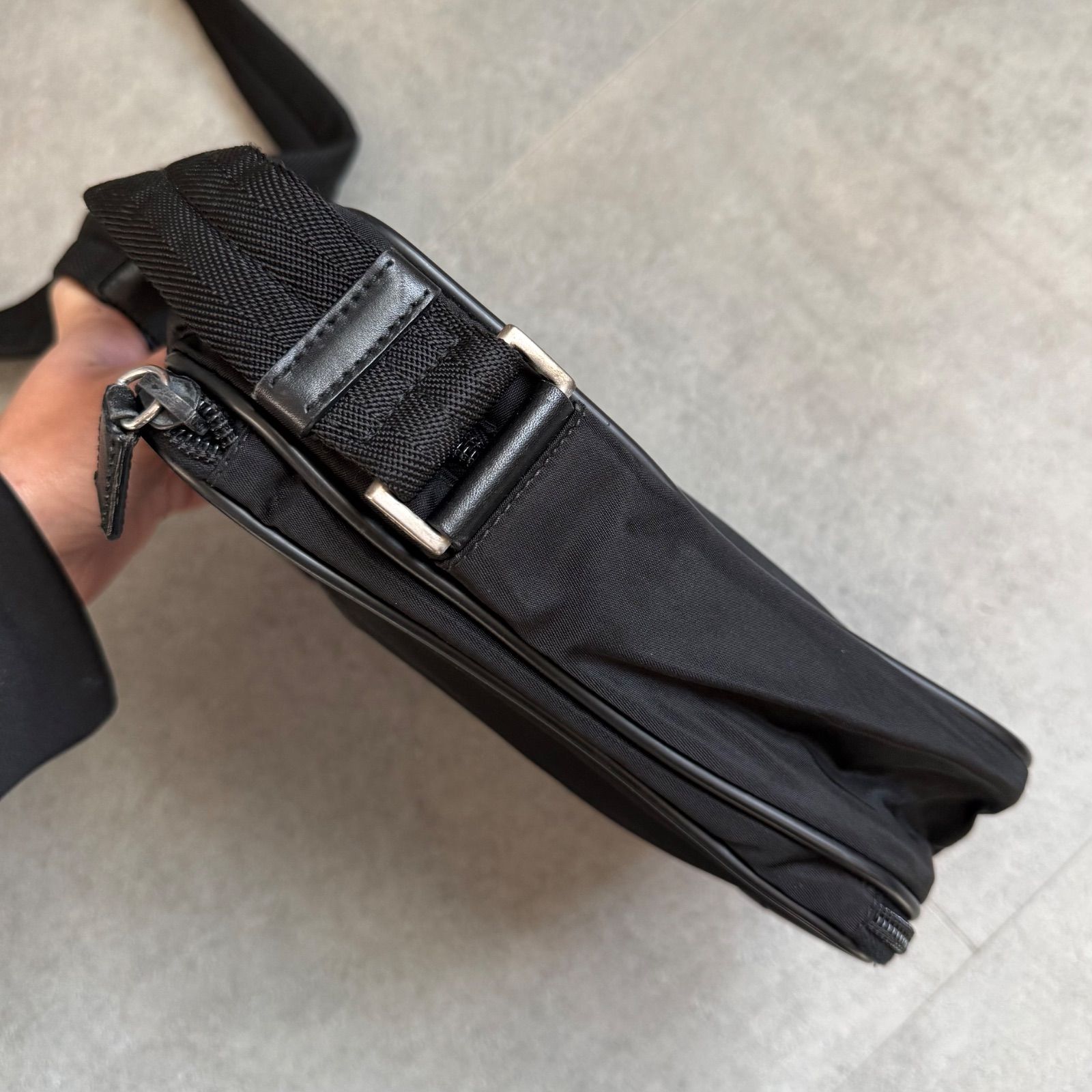 美品 PRADA プラダ ナイロンショルダーバック トライアングルロゴ