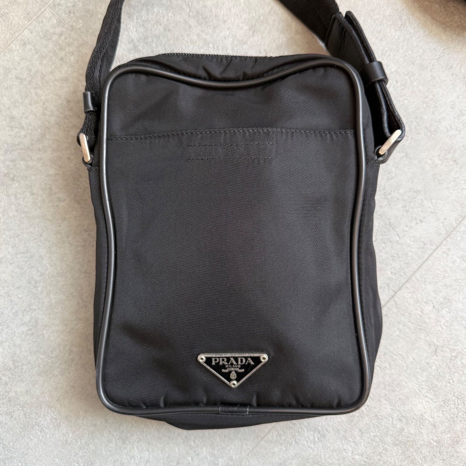 美品 PRADA プラダ ナイロンショルダーバック トライアングルロゴ
