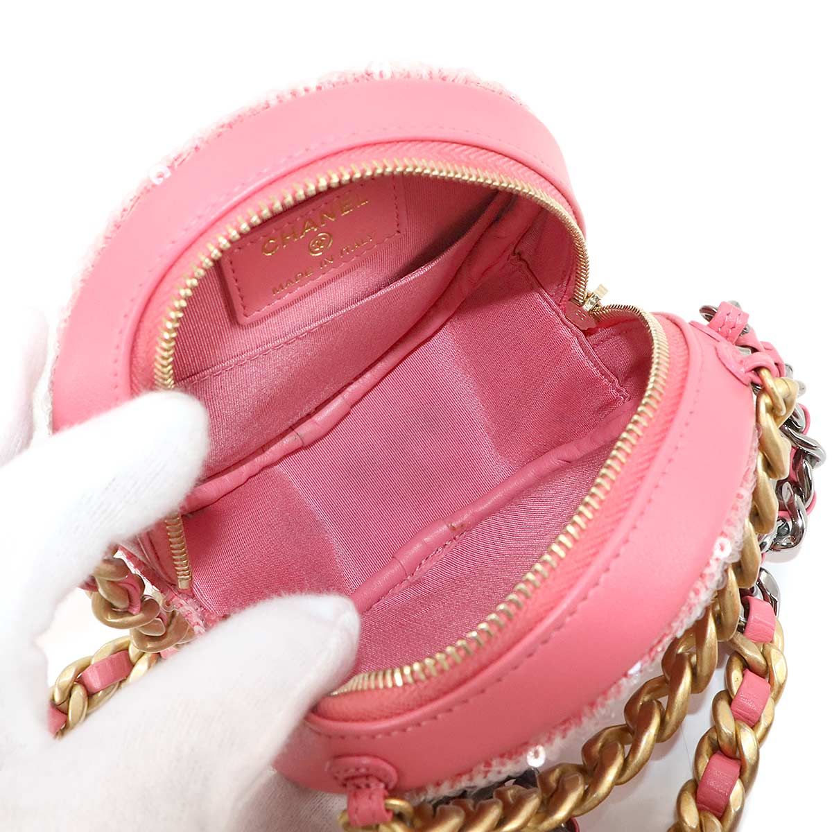 新品同様 シャネル CHANEL 19 ラウンド クラッチ チェーン ショルダー 