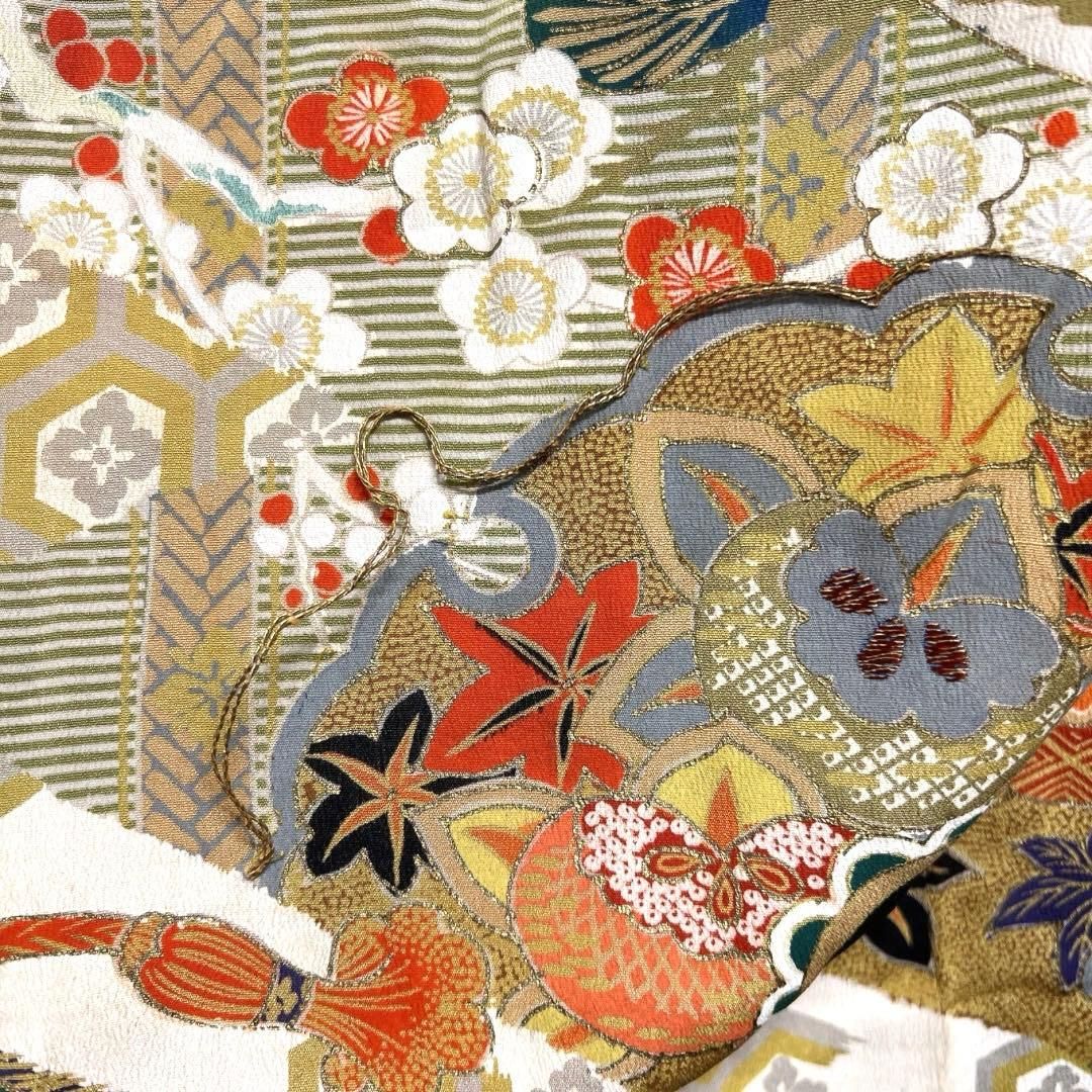 アンティーク 黒留袖 金駒刺繍 金彩 松竹梅 鶴 波 ヱ霞 着物 112b d