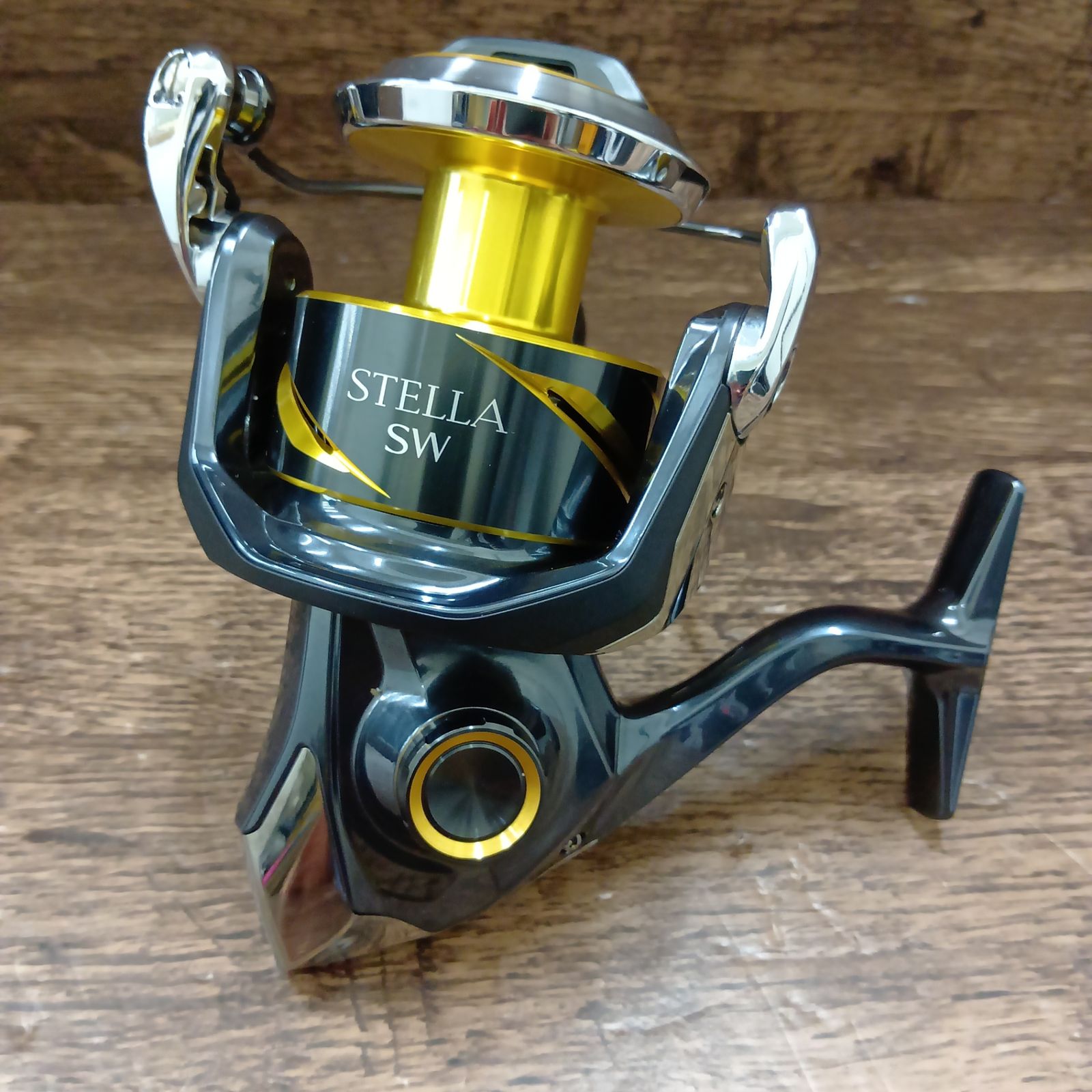 シマノ SHIMANO 25 ステラ スピニングリール