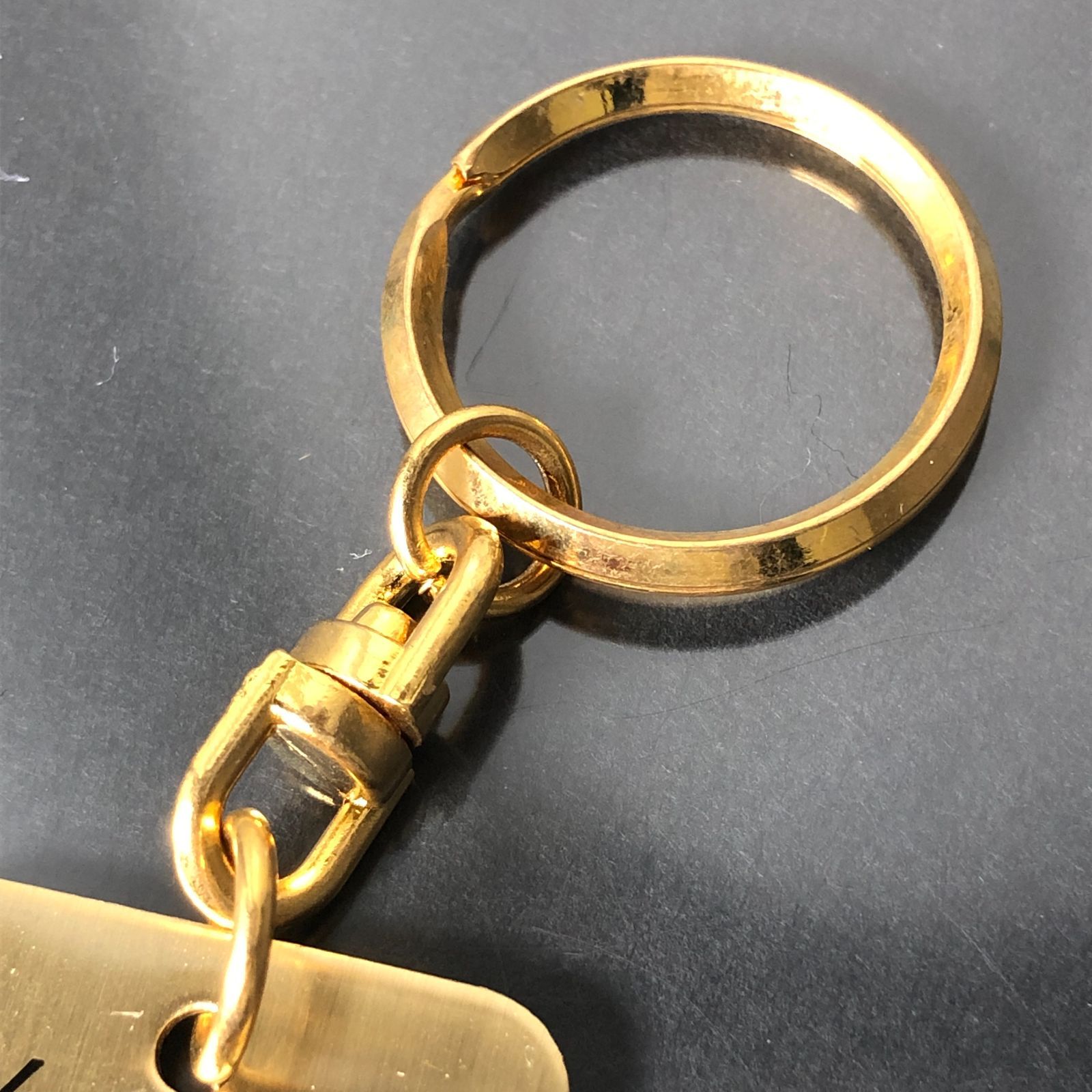 尾崎豊　コンサートツアーキーホルダー キーホルダー 尾崎豊 Tour'91 Birth OZAKI BIRTH バース ゴールド